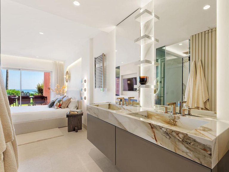 Apartment for Sale in Estepona, Malaga 16