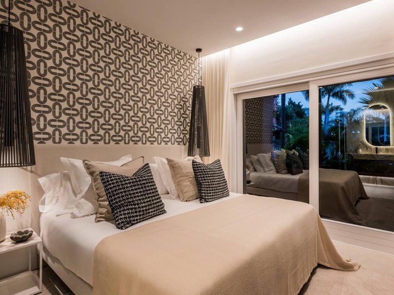 Apartment for Sale in Gualdalmansa, Malaga 12