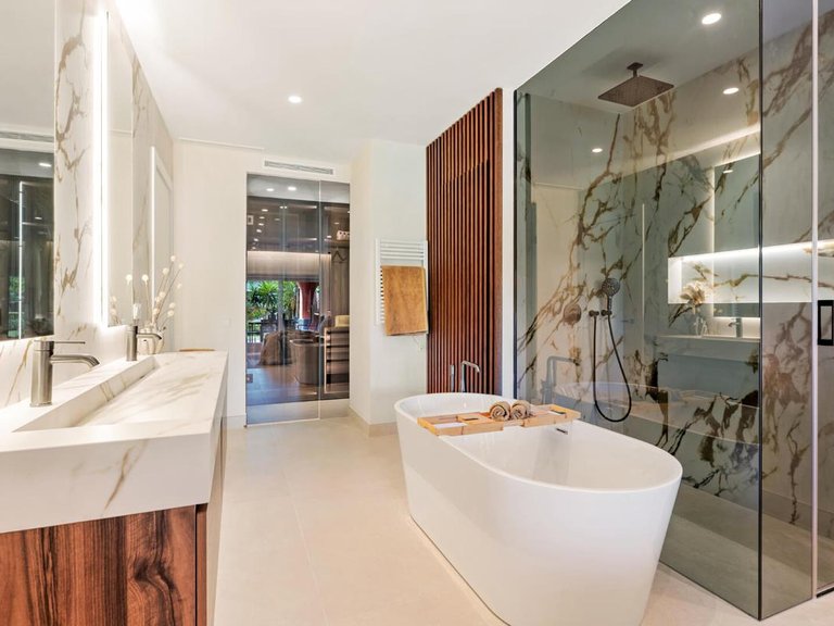 Apartment for Sale in Gualdalmansa, Malaga 6