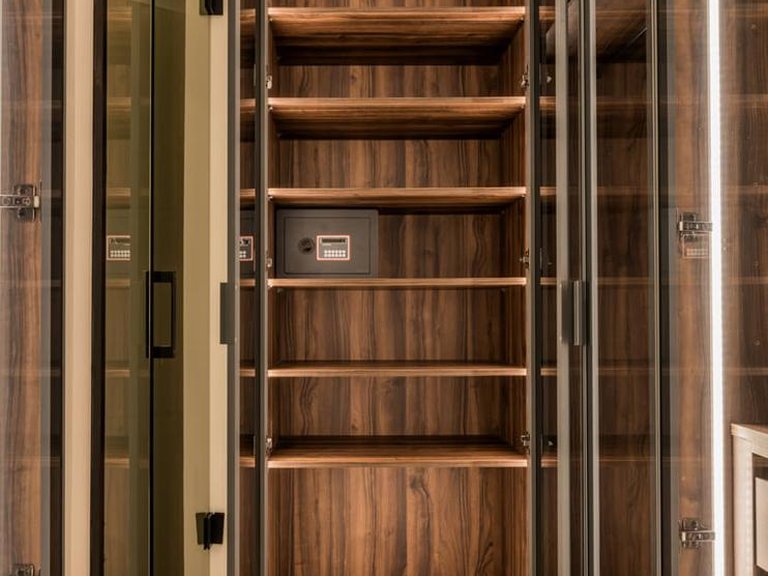 Apartment for Sale in Gualdalmansa, Malaga 10