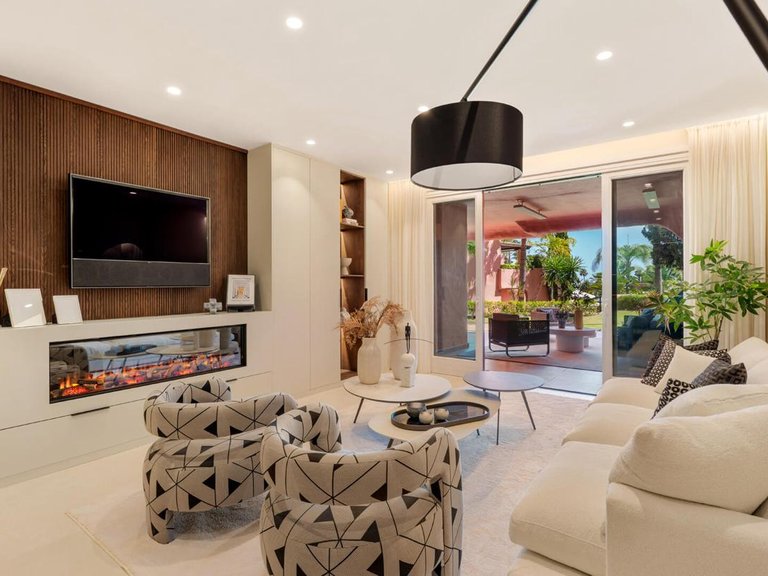 Apartment for Sale in Gualdalmansa, Malaga 22