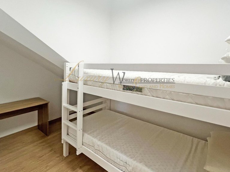 Apartment for Sale in Costa Del Silencio, Tenerife, España 11