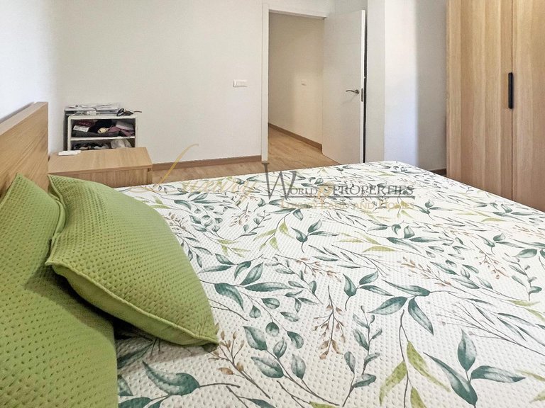 Apartment for Sale in Costa Del Silencio, Tenerife, España 15