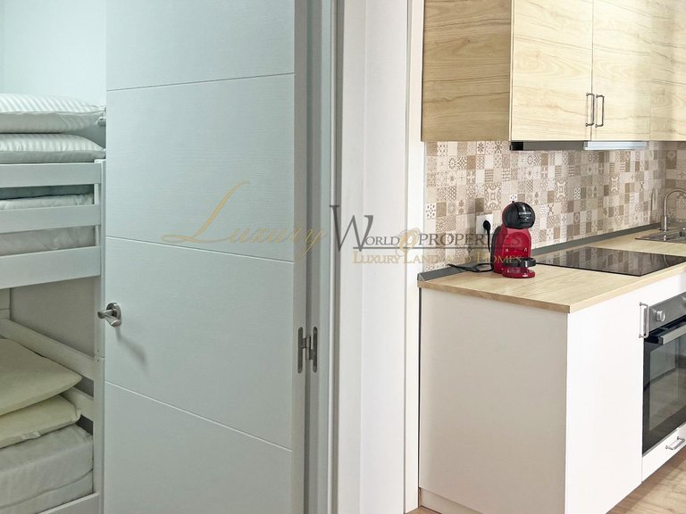 Apartment for Sale in Costa Del Silencio, Tenerife, España 10