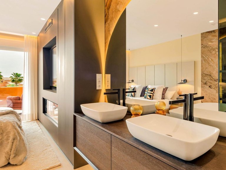 Apartment for Sale in Estepona, Malaga 15