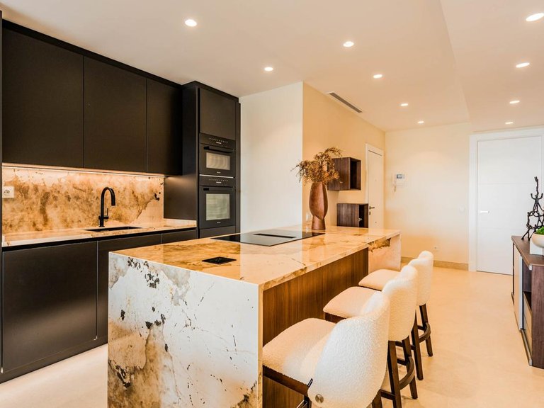 Apartment for Sale in Estepona, Malaga 3