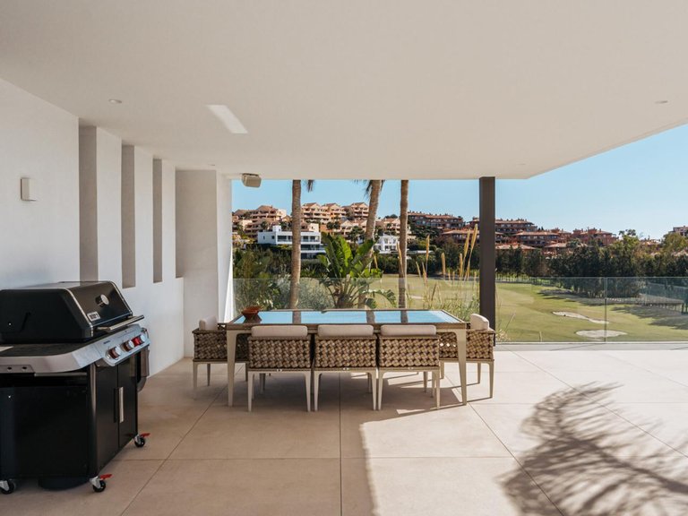 Villa for Sale in Benahavís, Malaga 32
