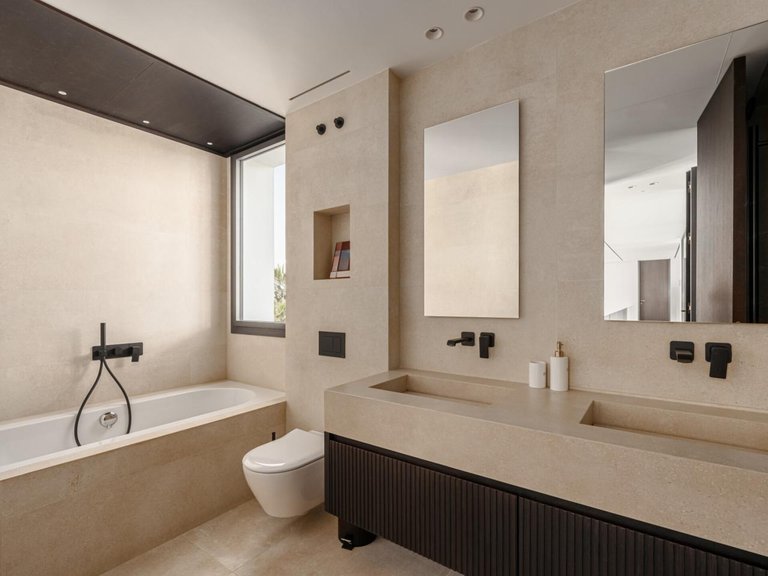 Villa for Sale in Benahavís, Malaga 16