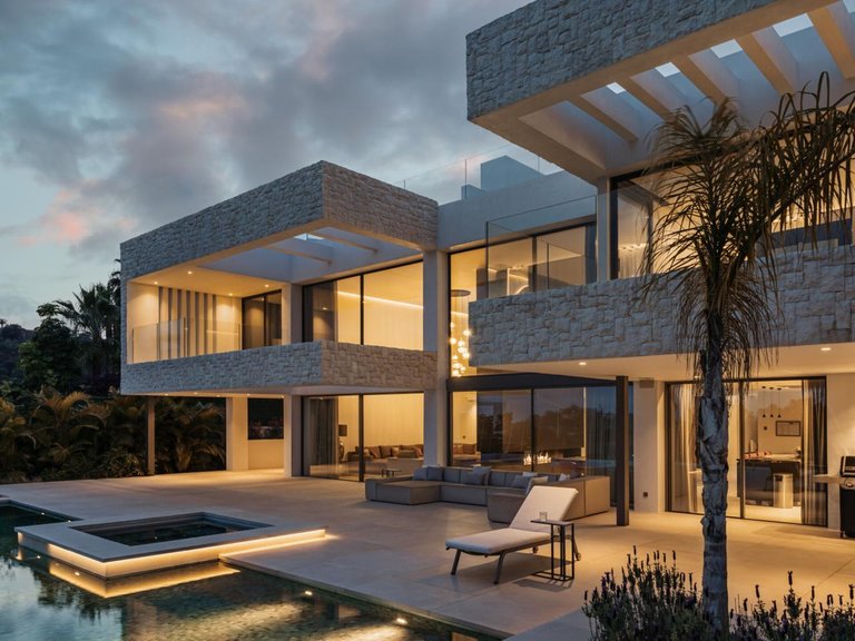 Villa for Sale in Benahavís, Malaga 36