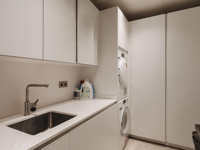 Villa for Sale in Benahavís, Malaga 42