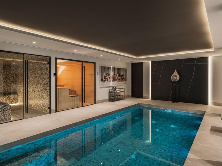 Villa for Sale in Benahavís, Malaga 13