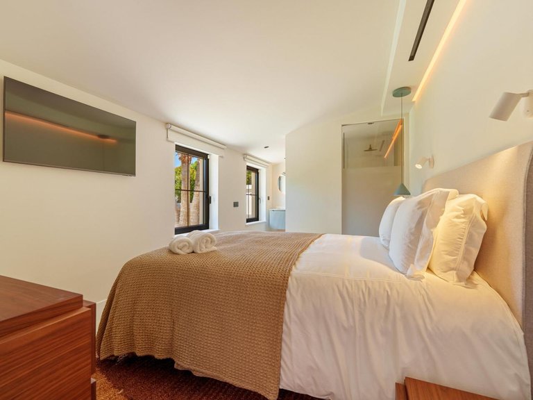 Villa for Sale in Marbella, Malaga 10