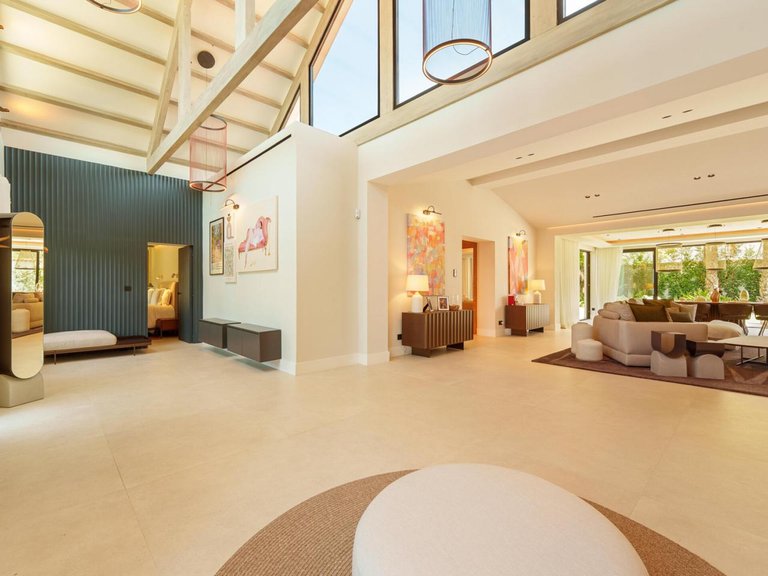 Villa for Sale in Marbella, Malaga 37