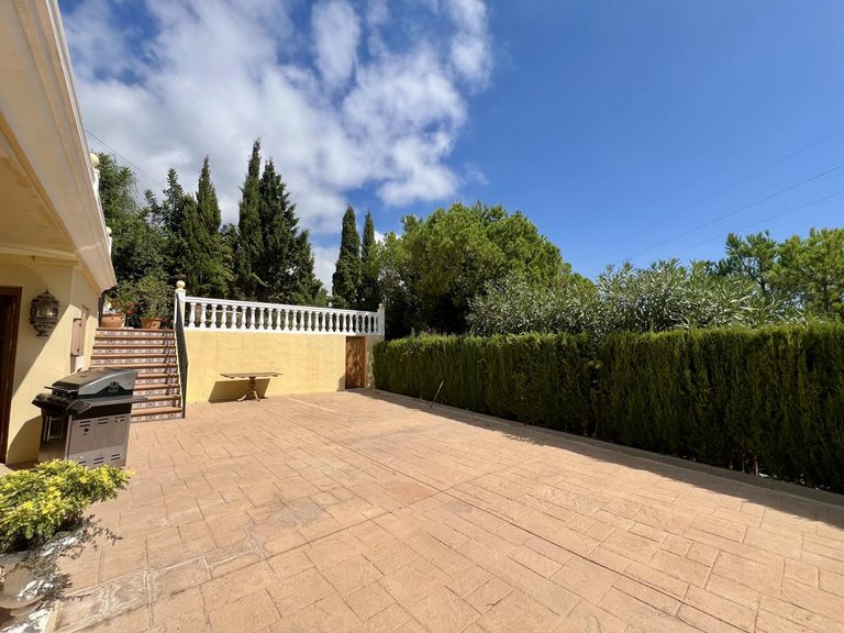 Villa for Sale in Estepona, Malaga 14