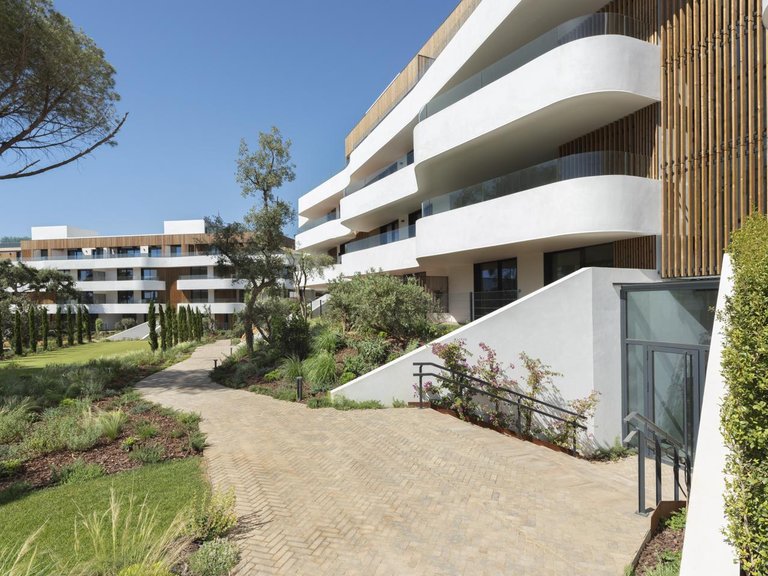 Apartment for Sale in Sotogrande, Cadiz 3