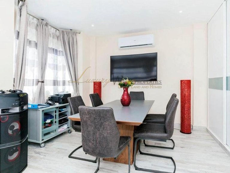 Villa for Sale in Costa Adeje, Tenerife, España 17