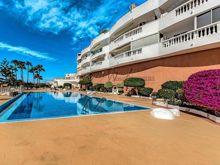 Villa for Sale in Costa Adeje, Tenerife, España 28