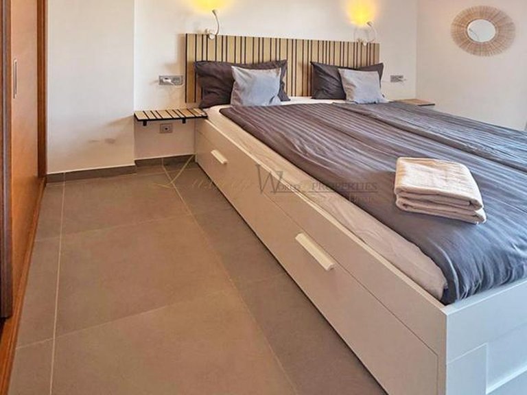 Apartment for Sale in La Tejita, Tenerife, España 11
