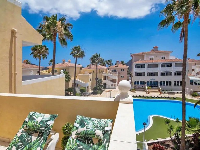 Apartment for Sale in Chayofa, Tenerife, España 2