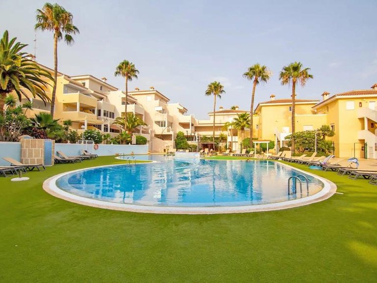 Apartment for Sale in Chayofa, Tenerife, España 16