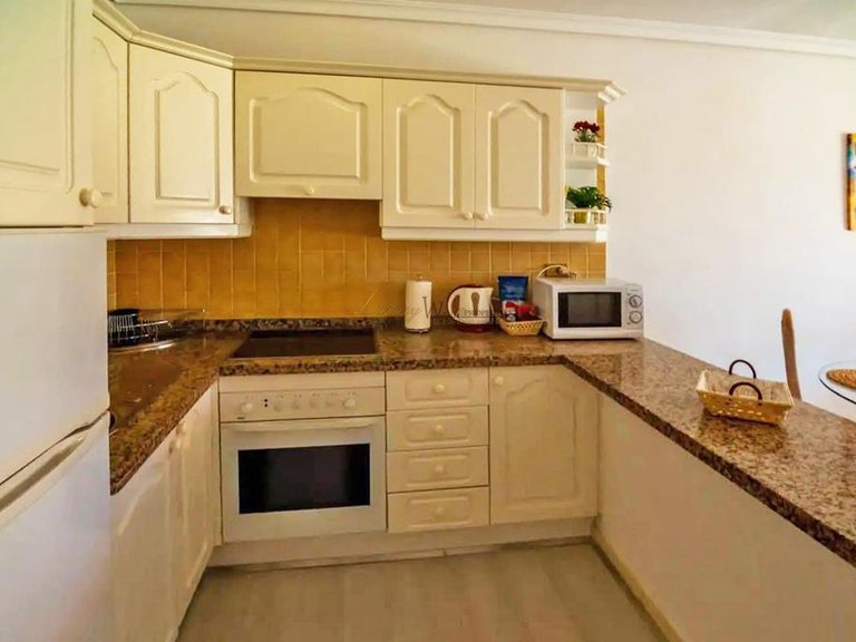 Apartment for Sale in Chayofa, Tenerife, España 9