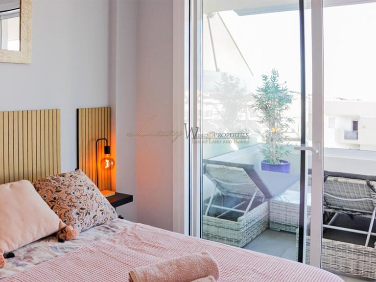 Apartment for Sale in Costa Adeje, Tenerife, España 17