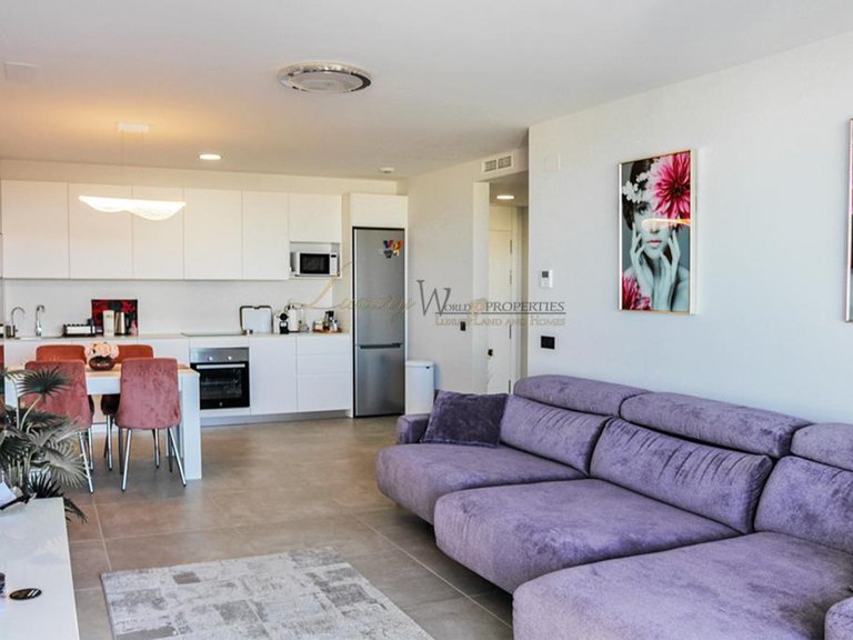 Apartment for Sale in Costa Adeje, Tenerife, España 8