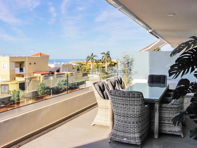 Apartment for Sale in Costa Adeje, Tenerife, España 1