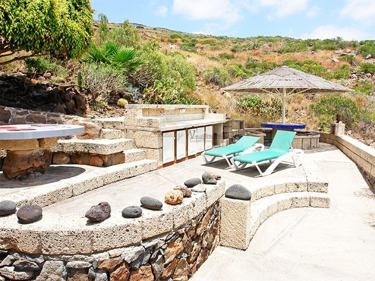 Villa for Sale in Los Menores, Tenerife, España 39