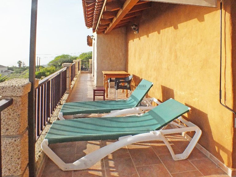 Villa for Sale in Los Menores, Tenerife, España 25