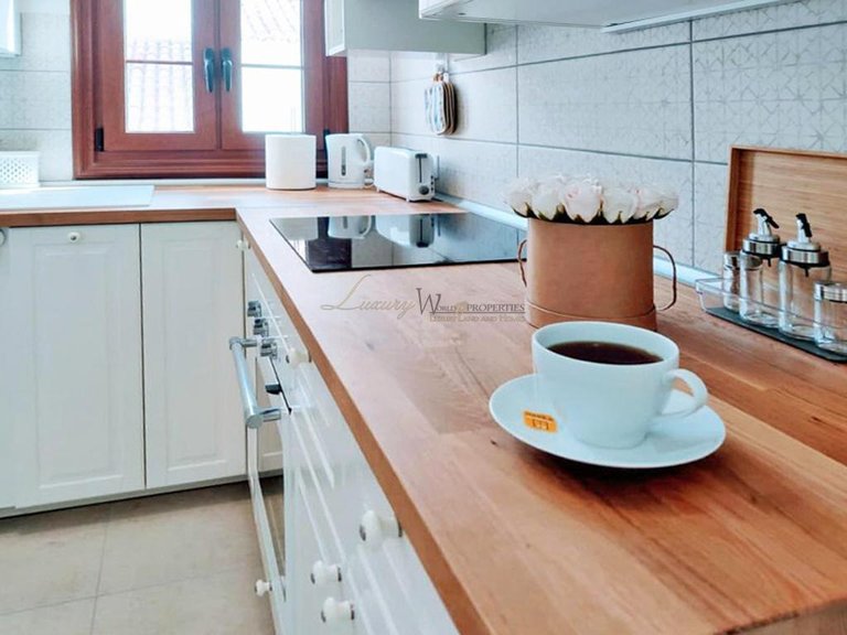 Apartment for Sale in Playa De Las Americas, Tenerife, España 12