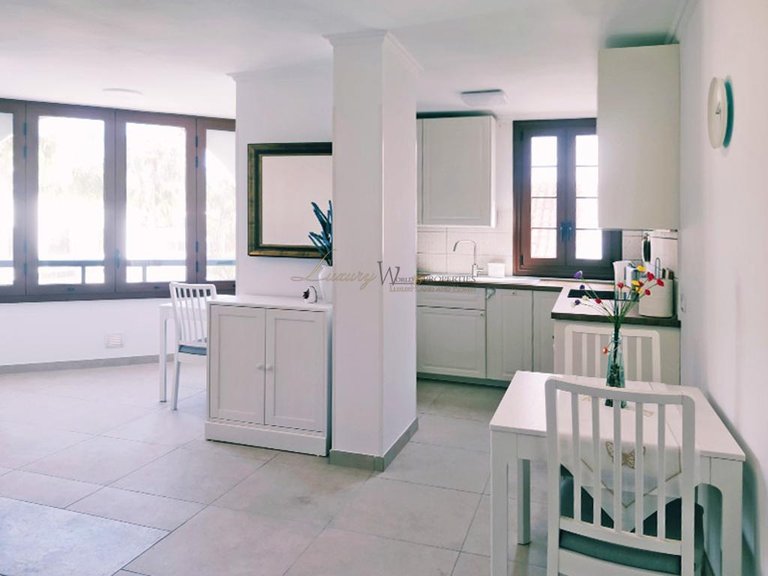 Apartment for Sale in Playa De Las Americas, Tenerife, España 9