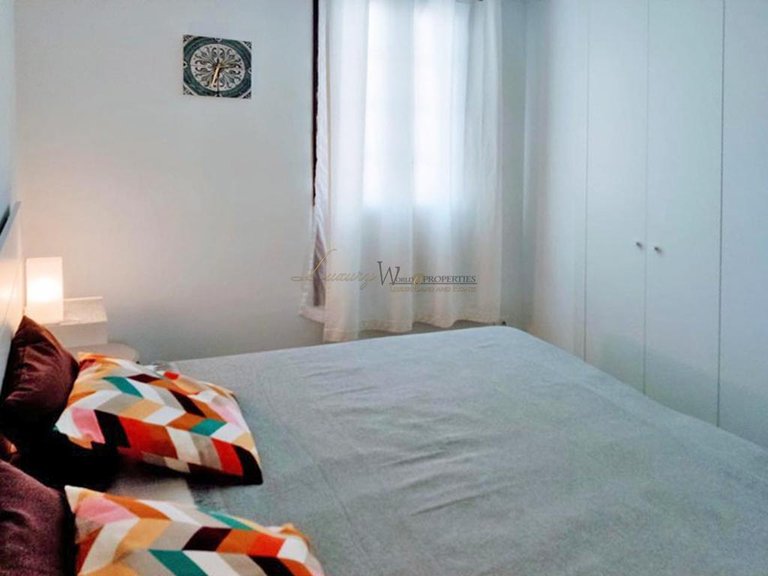 Apartment for Sale in Playa De Las Americas, Tenerife, España 18