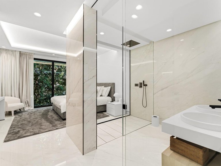 Apartment for Sale in Estepona, Malaga 16