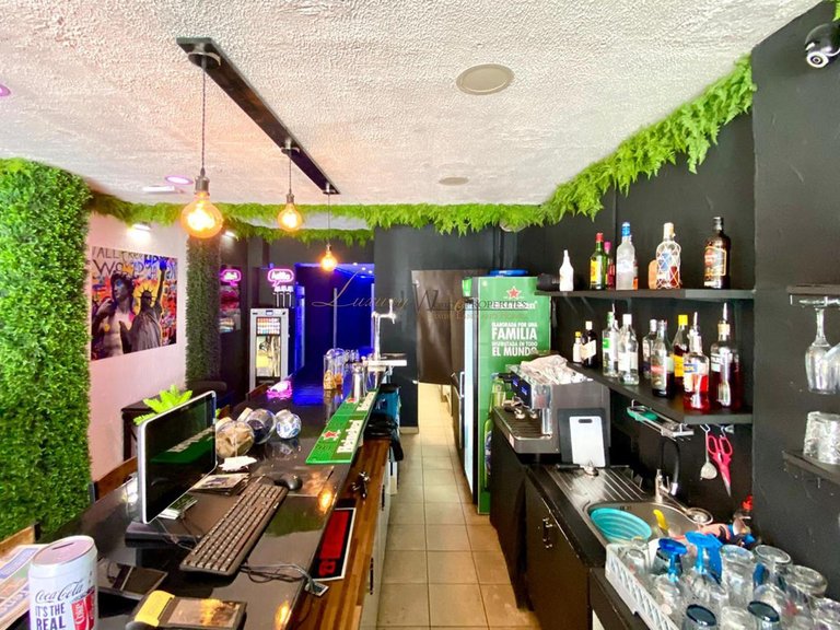 Commercial for Sale in Playa De Las Americas, Tenerife, España 4