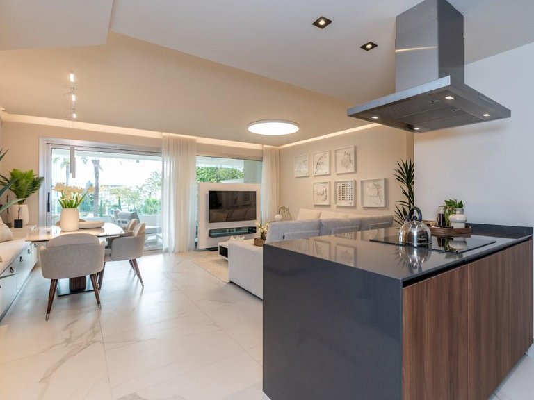 Apartment for Sale in Marbella, Malaga 12