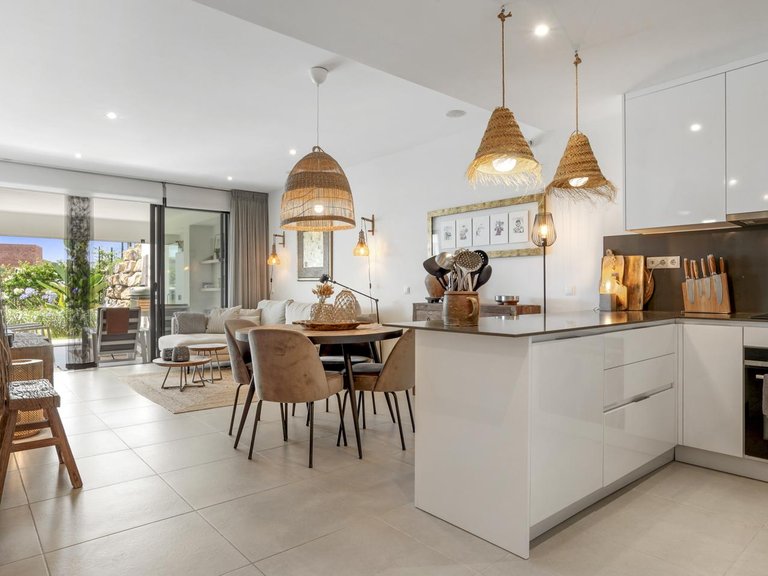 Apartment for Sale in Estepona, Malaga 18