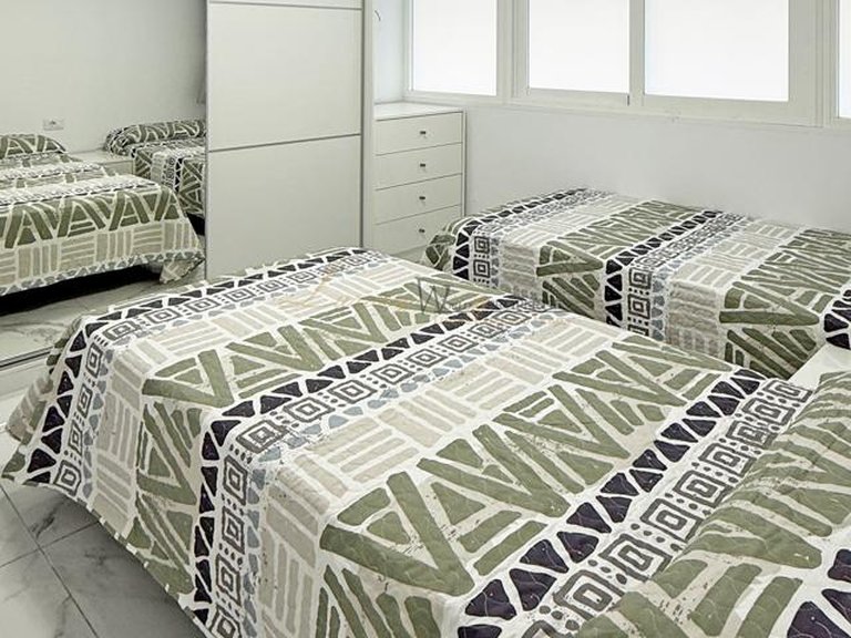 Apartment for Sale in Los Cristianos, Tenerife, España 9