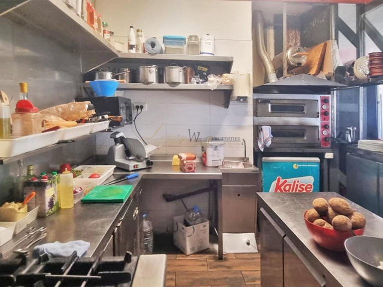 Commercial for Rent in Costa Adeje, Tenerife, España 3