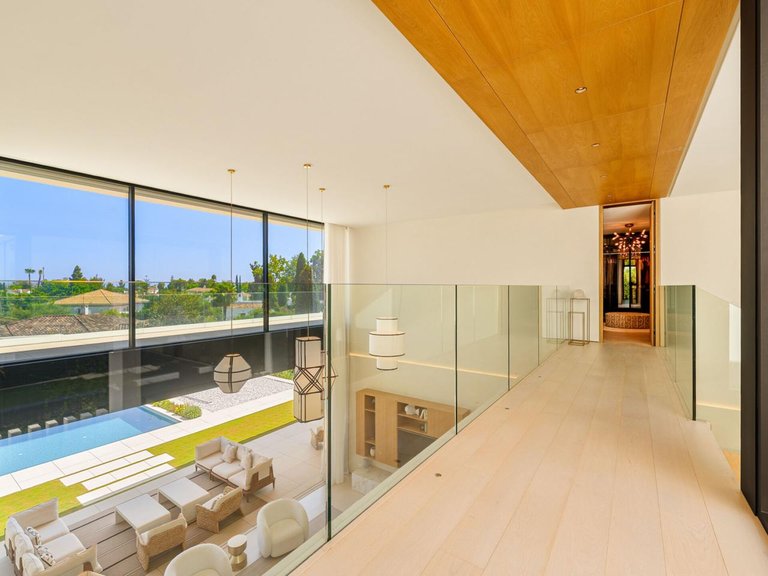 Villa for Sale in Marbella, Malaga 14