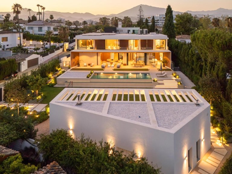 Villa for Sale in Marbella, Malaga 2