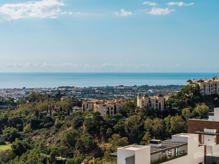 Apartment for Sale in Benahavís, Malaga 8