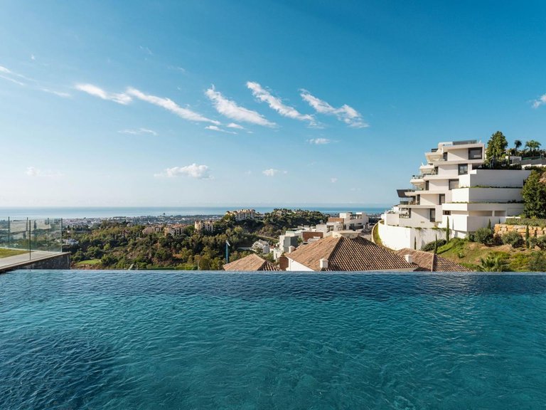 Apartment for Sale in Benahavís, Malaga 26