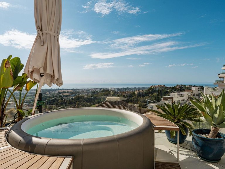 Apartment for Sale in Benahavís, Malaga 7