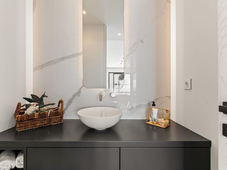 Apartment for Sale in Benahavís, Malaga 17