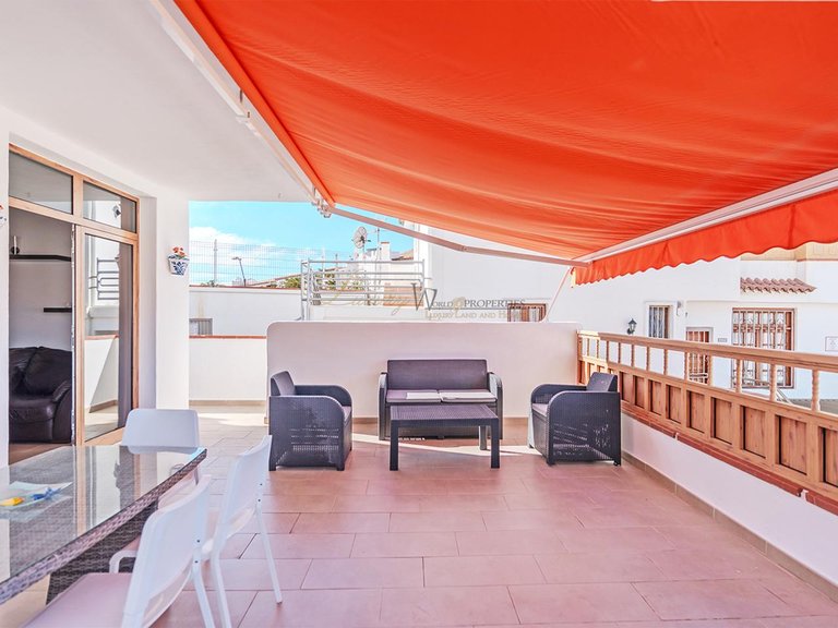 Apartment for Sale in Los Cristianos, Tenerife, España 7