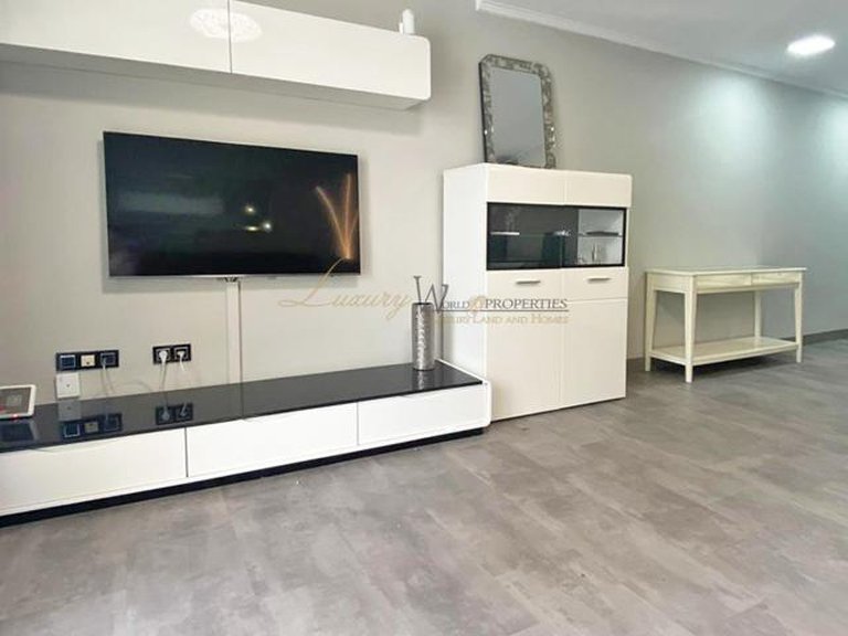 Villa for Sale in Costa Adeje, Tenerife, España 6