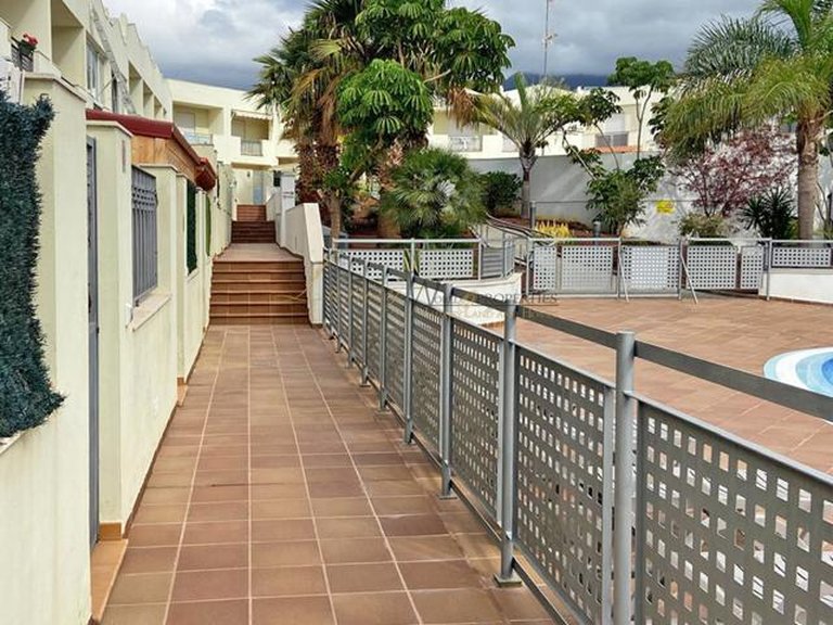 Villa for Sale in Costa Adeje, Tenerife, España 21