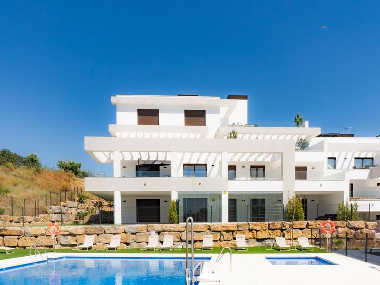 Penthouse for Sale in Estepona, Malaga 3