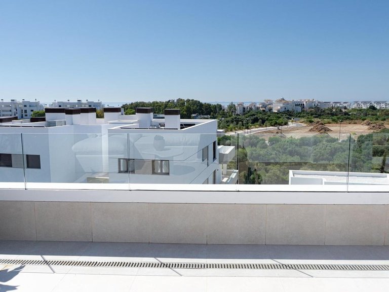 Penthouse for Sale in Estepona, Malaga 28